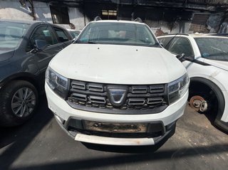Paragolpes tras 850105963s dacia sandero 2910707