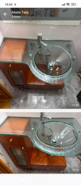 Lavabo de cristal y madera
