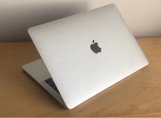 MacBook Pro 13 2019 Touch Bar