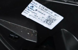 Mercedes a1766801100 consola central clase 121797