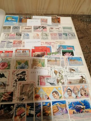 Album coleccion de cientos de Sellos