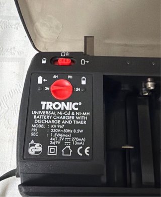 Cargador Pilas Tronic Universal