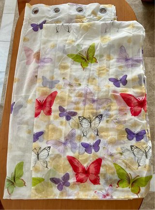 Cortinas semitransparentes mariposas