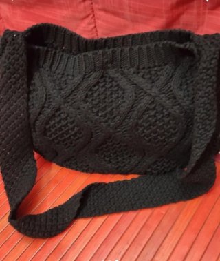 Lote 3 bolsos: negro, amarillo
