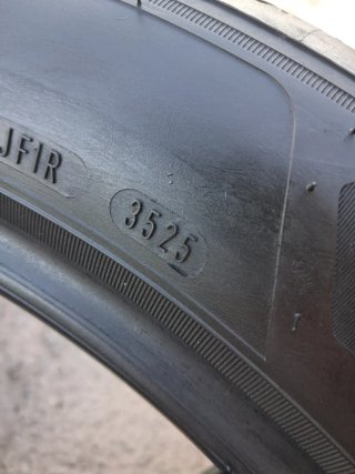 Neumáticos 225/50 R19