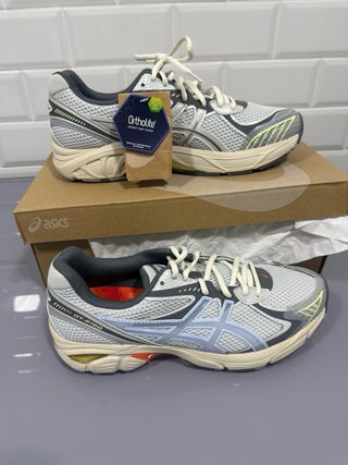 Zapatillas Asics GT-2160 Glacier Grey.