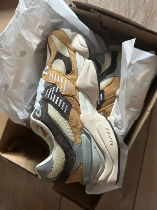 New Balance 39.5 Beige Marrón