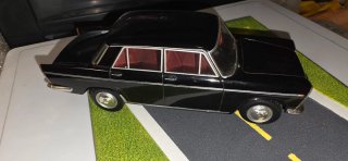Colección coches escala 1 24 Seat 1500