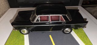 Colección coches escala 1 24 Seat 1500