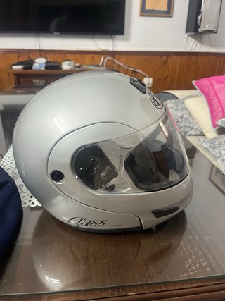 Casco de moto plateado Devil