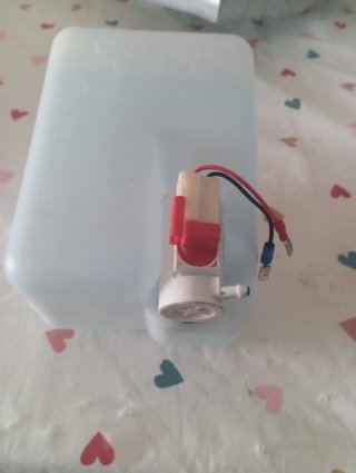 Botella limpiaparabrisas coche clásico
