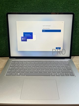 Ordenador Portátil Microsoft Studio 2