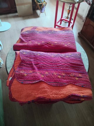Dos colchas reversibles de algodón