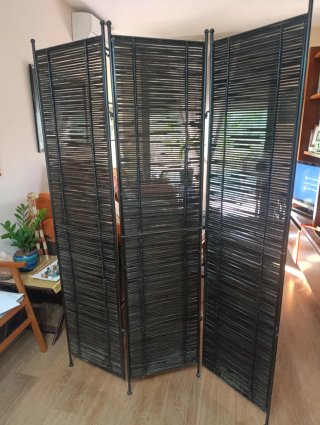 Biombo hierro y madera