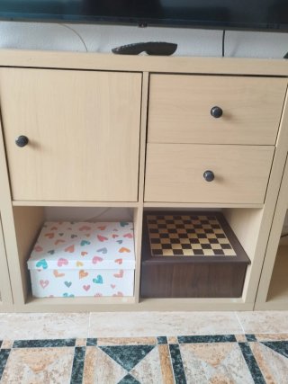 Estantería cubos con puerta y cajones