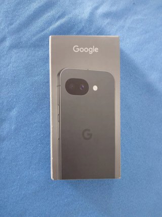Google Pixel 10a Caja y Teléfono