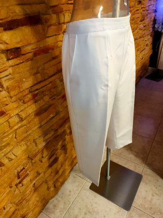 Pantalón pitillo blanco Talla M/L