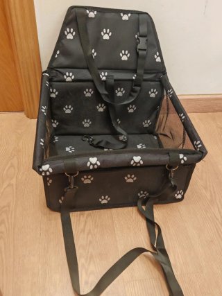 Cesta para perro pequeño de coche