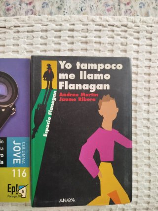Pack de 3 libros de Flanagan en Catalàn y Cast