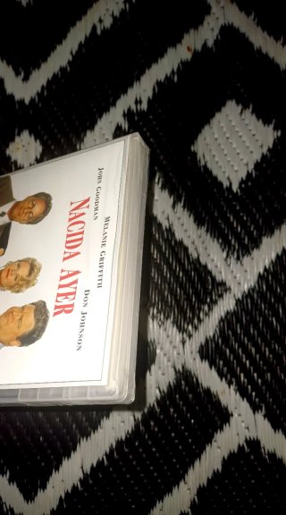 PRECINTADA!  NACIDA AYER :  DVD DESCATALOGADO