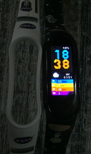 Xiaomi Mi Smart Band 5 Negra y blanca Nasa espacio