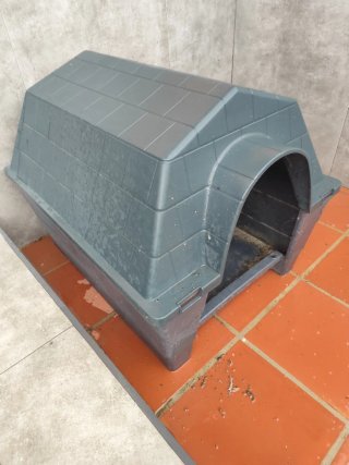 Caseta para perros gris