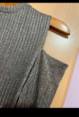 Jersey hombros descubiertos