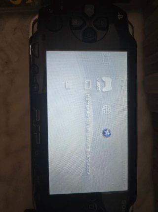 PSP 1003 Negra + 25 Juegos y 8 Pelis UMD