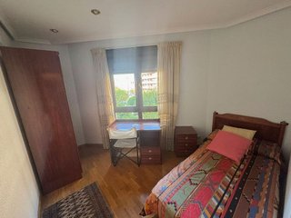 Piso en alquiler en Centro Ciudad en León