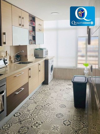 Piso en venta en Juan XXIII en Alicante