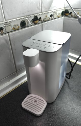 Dispensador Agua Caliente 2.8L 2000W