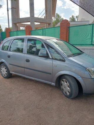 Monovolumen Opel Meriva 2004