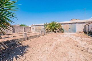 Nave industrial en venta en Santa Adela - Parque Leyva Loro en Atarfe