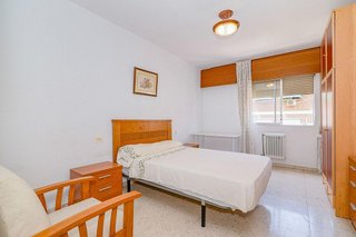 Piso en venta en San Francisco Javier en Granada