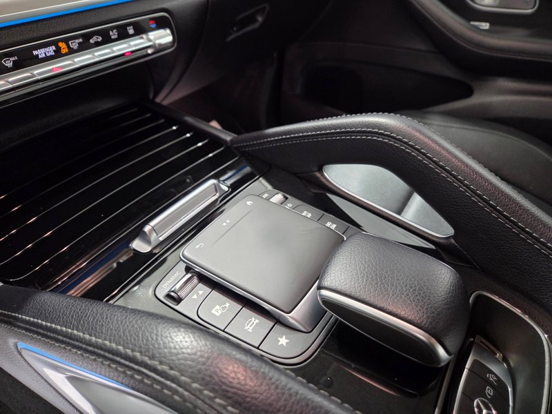 Mercedes-Benz GLE 2022, foto 23