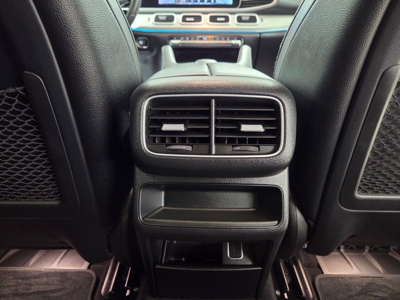 Mercedes-Benz GLE 2022, foto 36