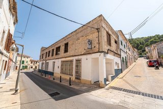 Edificio en venta en Capdepera en Capdepera