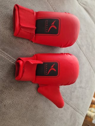 Espinilleras Protector Pie Kárate Rojo y Guantilla