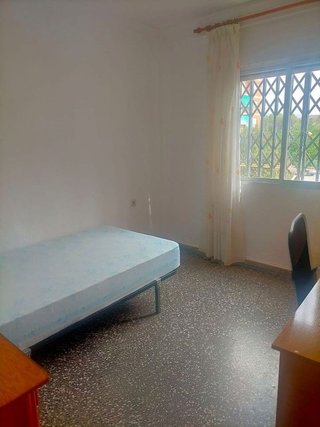 Piso en alquiler en Polígono Cartuja – La Paz en Granada