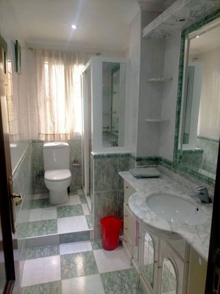 Piso en alquiler en Polígono Cartuja – La Paz en Granada