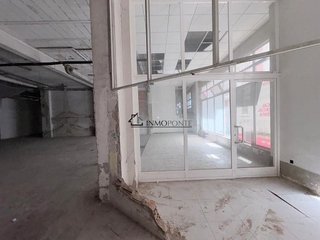 Local comercial en venta en Zona de Plaza de Barcelos en Pontevedra