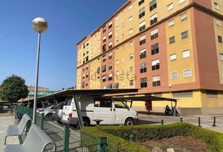 Garaje en alquiler en Poligono Sur - La Oliva - Letanías en Sevilla