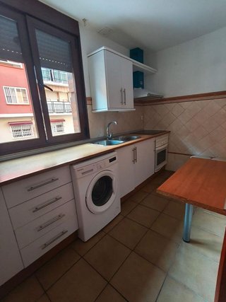 Piso en venta en Santa Rosa - Valdeolleros en Córdoba