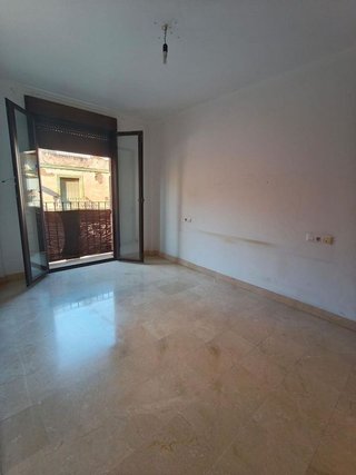 Piso en venta en Santa Rosa - Valdeolleros en Córdoba