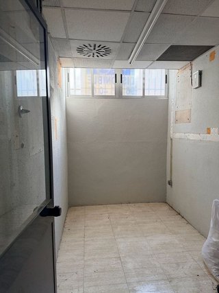 Local comercial en venta en Plaça Eliptica-Republica Argentina-Germanies en Gandia