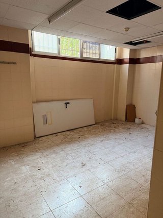 Local comercial en venta en Plaça Eliptica-Republica Argentina-Germanies en Gandia