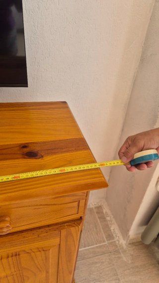 URGE Aparador de pino macizo