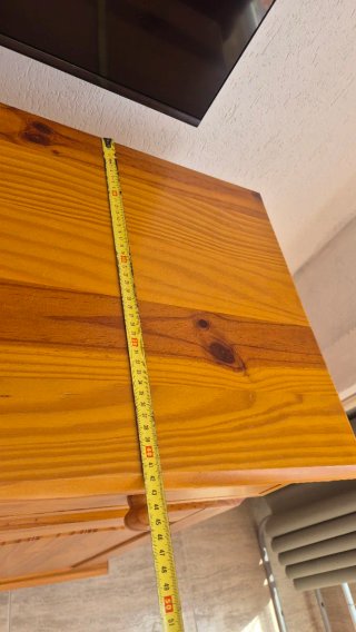 URGE Aparador de pino macizo