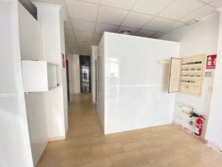 Local comercial en venta en Centro en Bétera