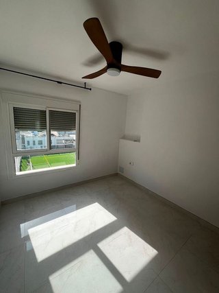 Piso en alquiler en El Candado - El Palo en Málaga